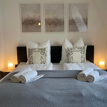 Raha Apartments - Modernes Studio-Apartment - Hbf - Gratis Parkplatz Erfurt Eksteriør bilde