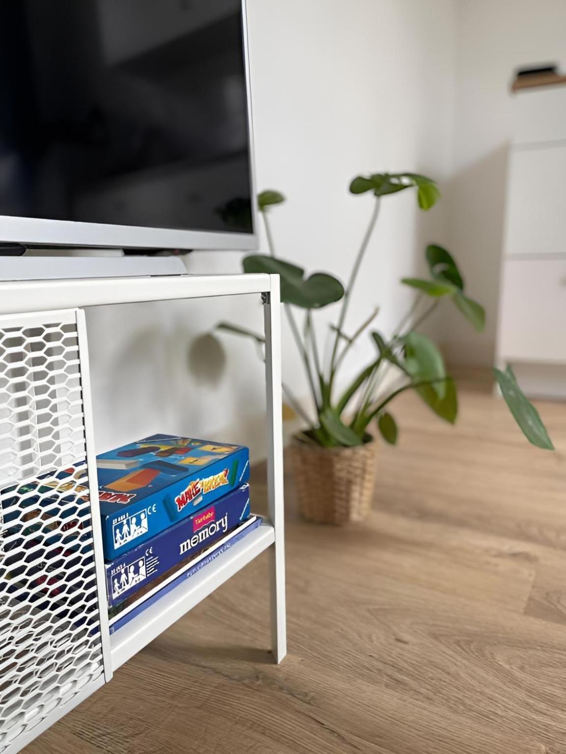 Raha Apartments - Modernes Studio-Apartment - Hbf - Gratis Parkplatz Erfurt Eksteriør bilde