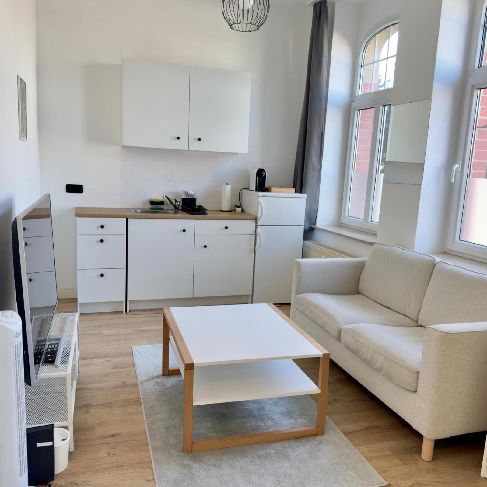 Raha Apartments - Modernes Studio-Apartment - Hbf - Gratis Parkplatz Erfurt Eksteriør bilde