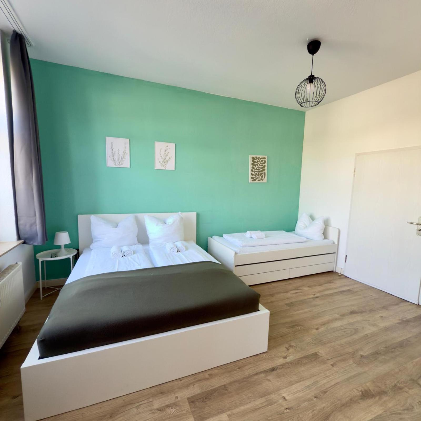 Raha Apartments - Modernes Studio-Apartment - Hbf - Gratis Parkplatz Erfurt Eksteriør bilde